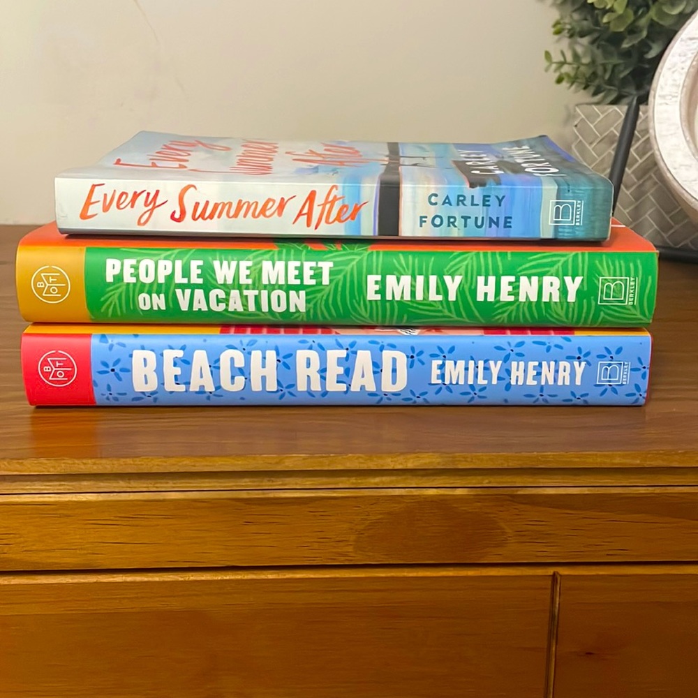 3 Romance Novels by Emily Henry & Carly Fortune - all in great condition